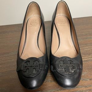 Tory Burch wedges black size 6